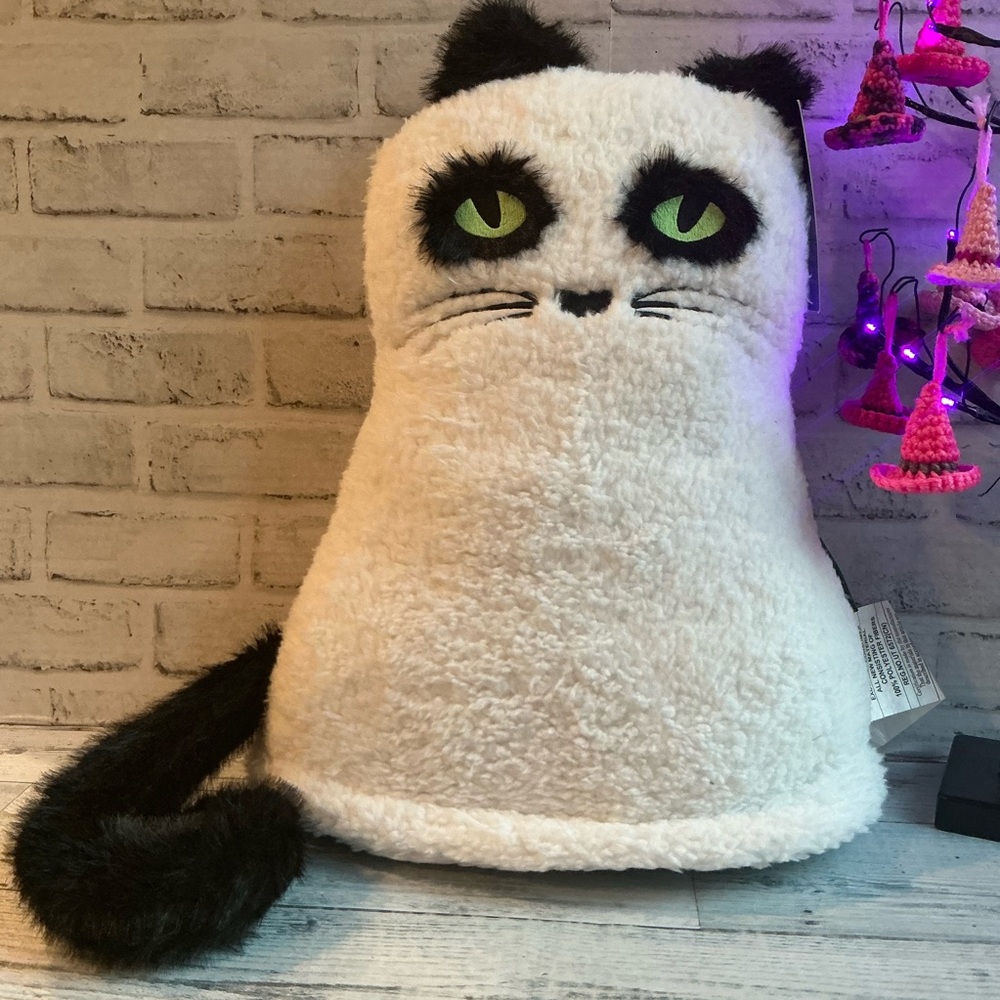 HUMANE SOCIETY 15x20 Shaped Sheet Ghost Cat Pillow